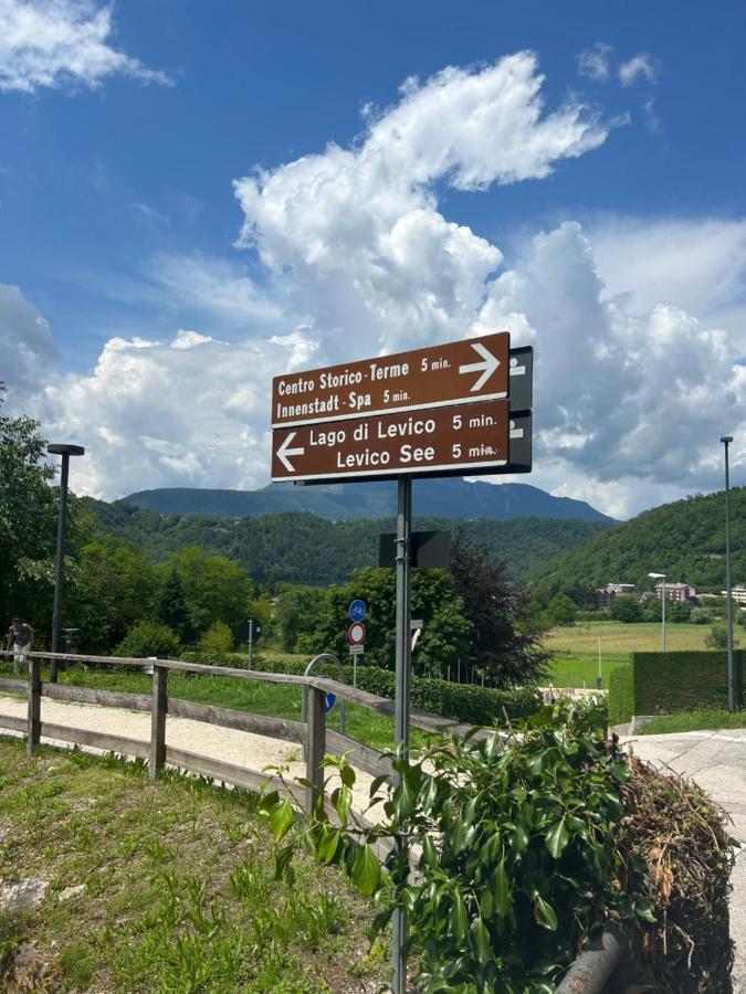 Bed and Breakfast Casa Carolina Levico Terme Esterno foto